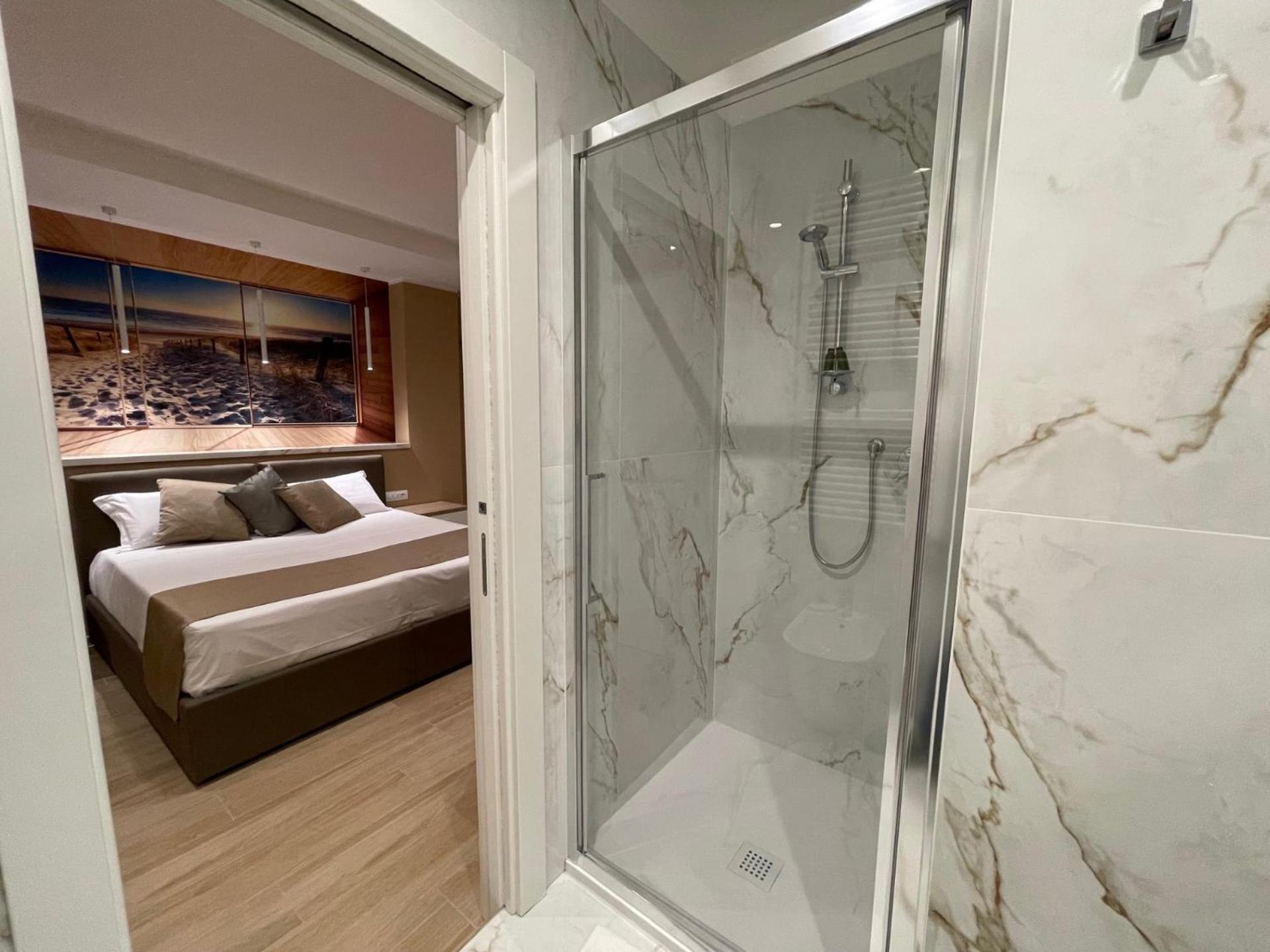 Martini Suite 2 Бари Экстерьер фото