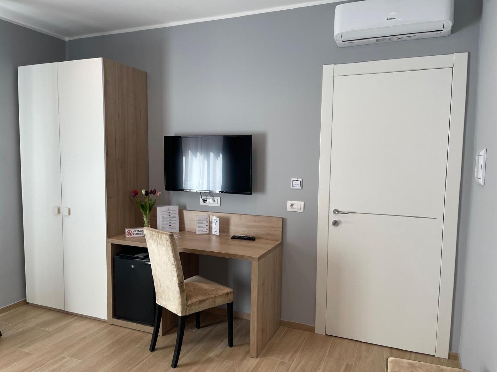 Martini Suite 2 Бари Экстерьер фото